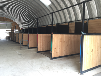 Tack stall Boarding